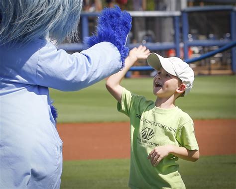 Tampa Bay Rays On Twitter Rays Brought 80 Kids From The Boys And Girls