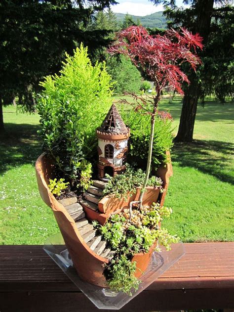 Diy Fairy Gardens Made From Broken Pots Demilked