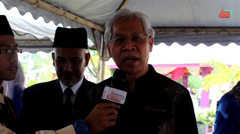 Il était le ministre de l'enseignement supérieur de juillet 2015 à mai 2018. EPISOD7Temuramah Dato' Seri Haji Idris bin Jusoh - YouTube