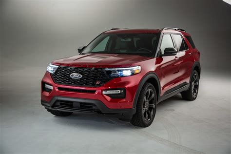 2020 Ford Explorer St A 400 Horsepower People Mover Roadshow
