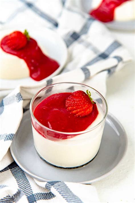 The Best Panna Cotta Recipe Easy Foolproof The Flavor Bender