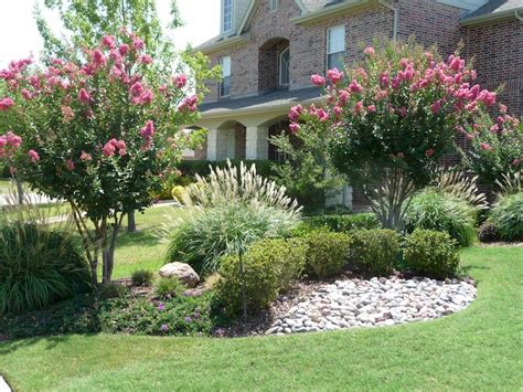 55 Low Maintenance Front Yard Landscaping Ideas