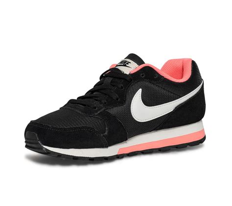 Basket Nike femme noir et rose fluo