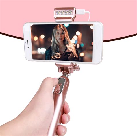 Lcose Wholesale Wireless 2m Selfie Stick Monopod Led Light Bulb Selfie Stick With Cosmetic