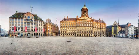 Spesso troverai piazza dam occupata da luna park e da altri intrattenimenti di strada, ma è il 30 di aprile quando la città realmente. Amsterdam: itinerario completo e consigli utili