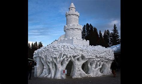 8 Showy Snow Sculptures Snow Sculptures Snow Art Ice