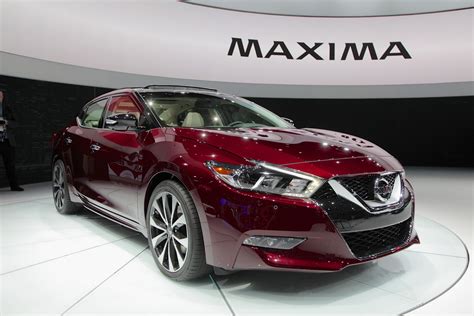 2016 Nissan Maxima Video First Look News