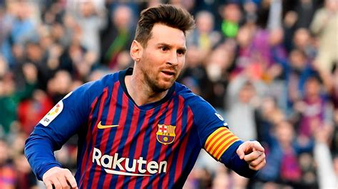 Lionel messi, 33, from argentina fc barcelona, since 2005 right winger market value: Aseguran que Lionel Messi llegaría al fútbol italiano ...