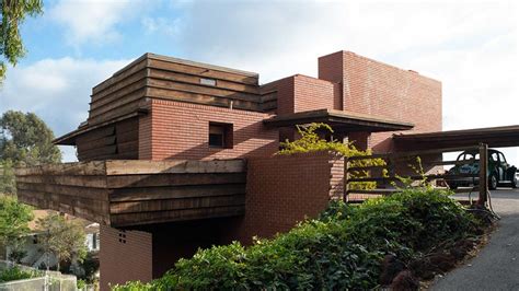 5 Things You Didnt Know About Frank Lloyd Wright Architectural