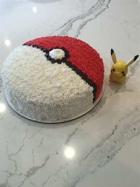 To create a fusion, pokémon can be merged. leckere pokemon torte, die wie in pokeball ausseieht mit ...