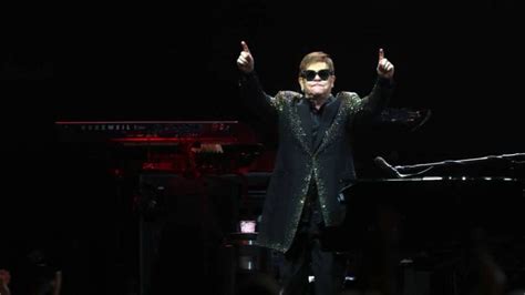 Photos And Video From Elton John Concert Prove Wollongong Is World