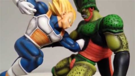 There was something very disturbing about this character, and his anatomy played a huge role in creating that menacing vibe. Dragon Ball Z- Vegeta SS vs Cell 2nd form resin - YouTube