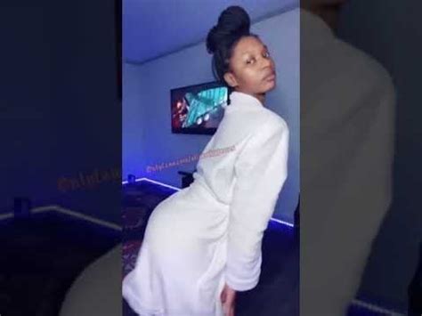 Slim santana has gone viral after she accepted the buss it challenge from tiktok. Slim Santana Bus Sit Challenge - Dsys2b1stermbm - Slim santana — loaded 01:52.