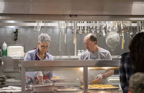 Shares Hot Meals program returns to in person dining after nearly 2½
