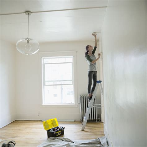 My smoke alarm detector has been beeping and chirping every 30 to 45 seconds and i don't know what to do. Change Smoke Detector High Ceiling | Homeminimalisite.com