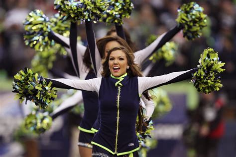 seattle seahawks cheerleaders pictures meet the sea gals at super bowl xlviii [photos]