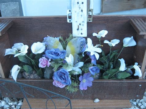 Small foam fake flowers 2.5cm; fake flowers | Art diy, Fake flowers, Diy pendant