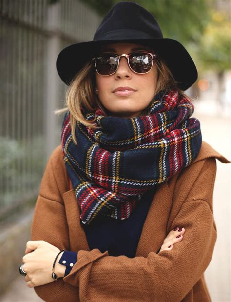 These styles look perf with any hair length straight or curly. 7 Best Winter Hats for Women with Short Hair ...
