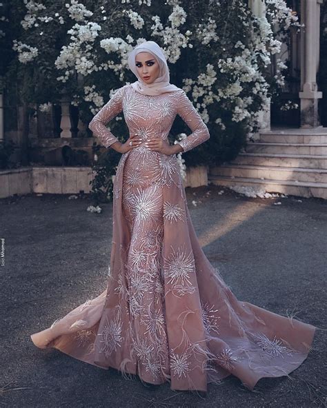 Pin By Luxyhijab On Hijab Queens And Princesses ملكات و اميرات الحجاب Dresses Muslim Prom