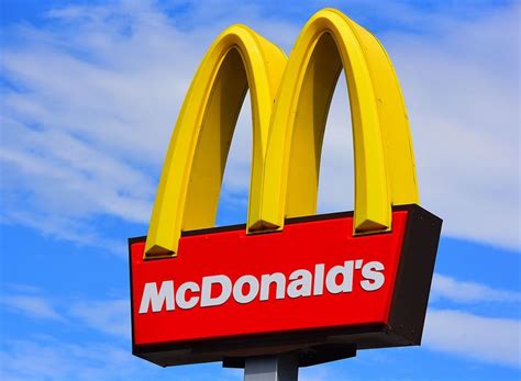 #fastfood #keto #ketodiet #options #restaurants #best #tacobell #mcdonalds #chickfila #subway #lowcarb #burgerking #innout #chipotle. The Origin Stories of 20 Fast-Food Restaurants | Mcdonalds ...