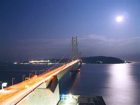 Maybe you would like to learn more about one of these? 月明かり夜景と星の軌跡（星の日周運動）・月光写真[壁紙写真 ...