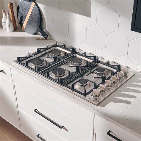 36 Inch Professional Drop In Gas Cooktop With Six Burners In Stainless