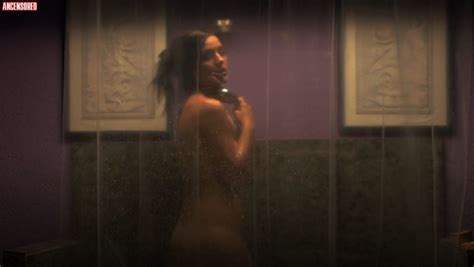 Sheyla Fari A Nude Pics P Gina