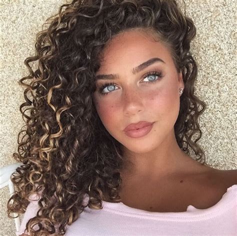 Beautiful Mixed Race Girls 15 Pics