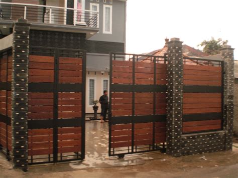 Temukan inspirasi pagar rumah minimalis beragam material. Pintu gerbang - PK DWI KARYA MANDIRI