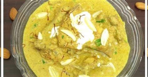 2while whisking, slowly pour in the chicken broth and whisk until the flour is incorporated and the mixture is smooth. Badami Murgh Gravy | Easy Almond Chicken Gravy Recipe ...