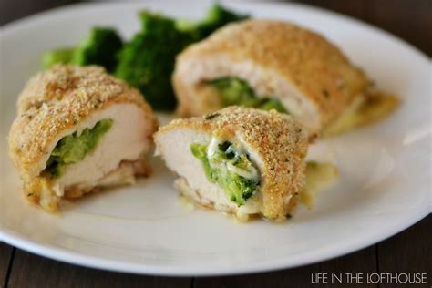 Add the cheddar, cream cheese, chives, 1/4 teaspoon salt and 1/4 teaspoon pepper. Broccoli and Cheese Stuffed Chicken
