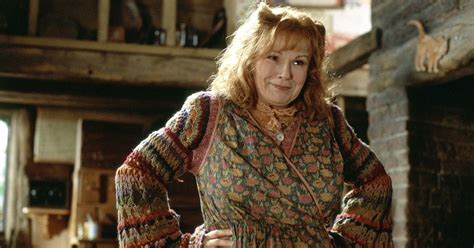 Harry Potter Times Molly Weasley Proved She Was The Best Mom