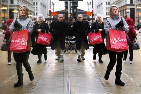 Shoppers Late Rush Gives Hope To Retailers Wsj