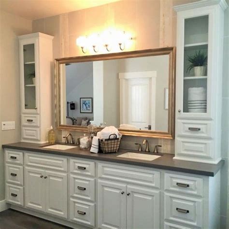 Still, they can range in size, and it's possible you may feel a bit cramped in your current layout. 60 Good Small Master Bathroom Ideas | Bathroom vanity ...