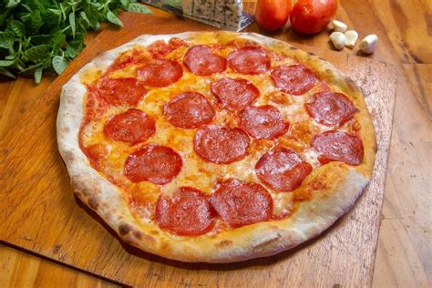 Copycat Papa Johns Pizza Recipe Recipes Net Artofit