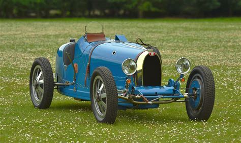 A bugatti chiron, the brand's basic model, costs about $3 million. Used 1927 Bugatti Type 35 for sale in Essex | Pistonheads