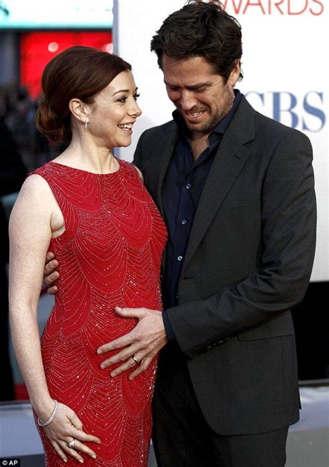 Back With A Bump Alyson Hannigan Has Great Time Showing Off Her