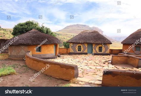 Стоковая фотография 1304976163 Basotho Tribe Village Clay Huts