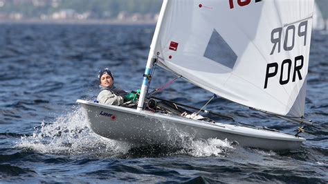 It is a singlehanded boat, meaning that it is sailed by one person. Laser Radial - For sailors with a smaller physique