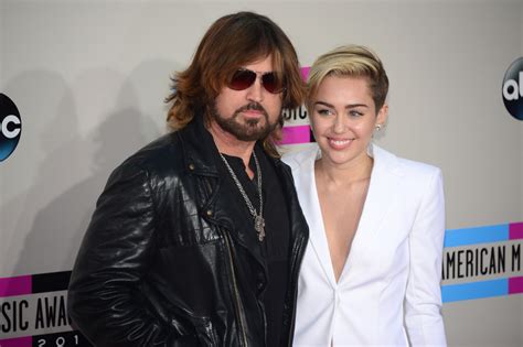 Born destiny hope cyrus, november 23, 1992) is an american singer, songwriter, and actress. Miley Cyrus shares old rockstar photo of her father after ...