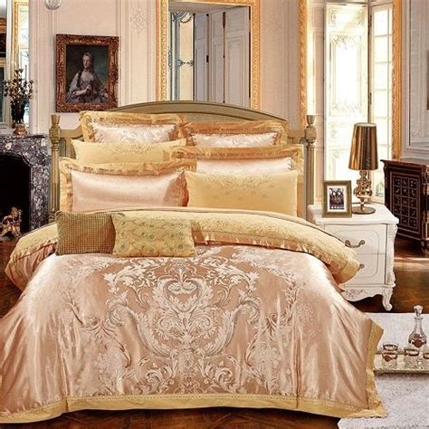 Luxury Satin Jacquard Fabric Embroidery Bedding Set With Images
