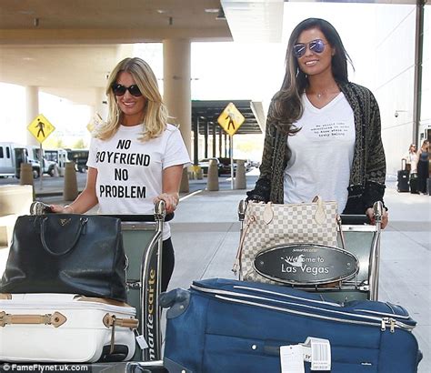 Towies Jessica Wright Shows Off Her Curves In Bikini With Danielle