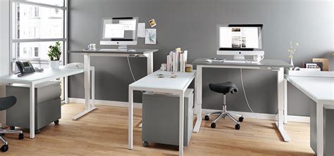 Humanscale Helps To Create A Modern Ergonomic Workspace