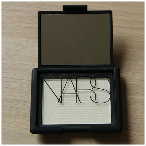 Nars Albatross Highlighter Floating In Dreams