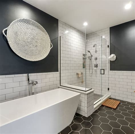 A SMART-TOWNHOME THAT DEFINES REFINEMENT AND TASTE.