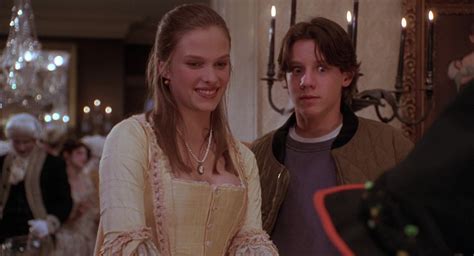 Vinessa Shaw Who Played Allison In “hocus Pocus” Is Still A Total