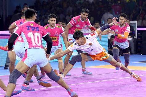 Pkl 7 Pink Panthers Beat Puneri Paltan 43 34 Bengal Warriors Inch