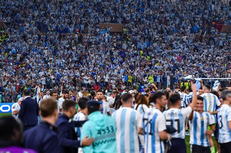 Six Mois Après La Finale Du Mondial Largentine Trolle Encore La