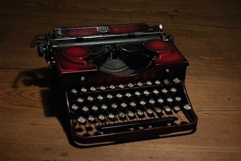 1931 Royal P On The Typewriter Database