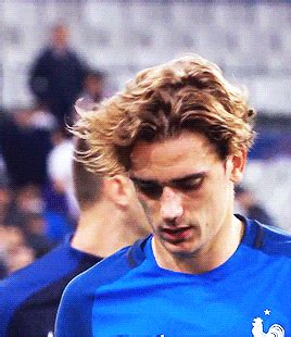 Today, i've tried fc barcelona football player antoine griezmann hairstyle!! match amical France-Espagne 0-2 28/03/2017 | Antoine ...